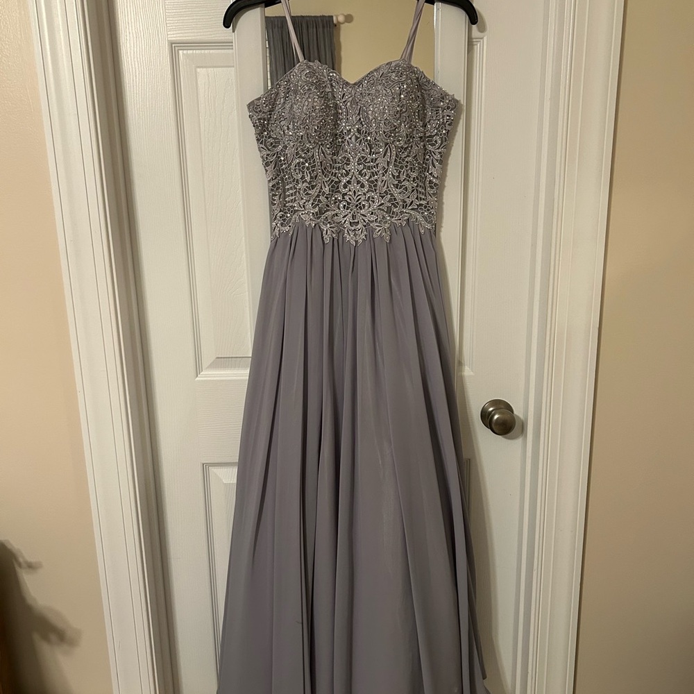 Strapless Gray Prom/Quinceañera Gown